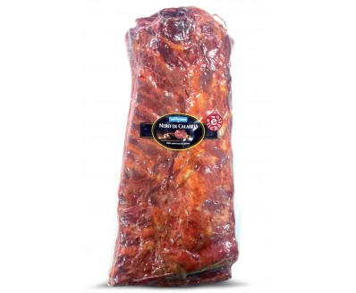 Pancetta Tesa al Peperoncino di Suino Nero